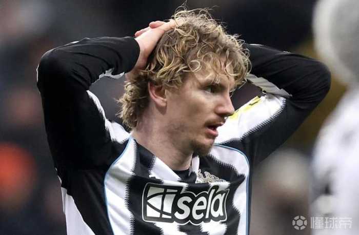 跟队：纽卡愿意及时止损，出售沃尔特马德和维萨中的至少一个